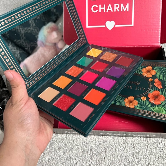 BoxyCharm - Picture 3 of 7